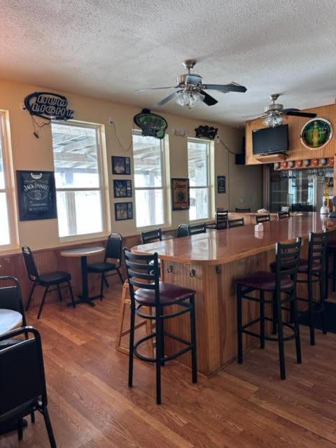 White Sands Inn, Marina, Bar & Grill 伊莎贝尔港 外观 照片