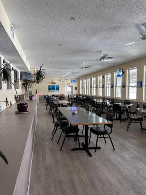 White Sands Inn, Marina, Bar & Grill 伊莎贝尔港 外观 照片